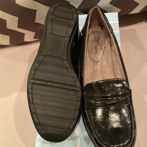 NWT LIFE STRIDE "Penny, Black Starry" style Loafers Size 6.5 - Picture 10 of 11